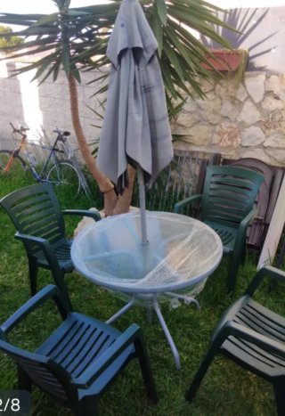 Mesa jardín+4 sillas+regalo sombrilla