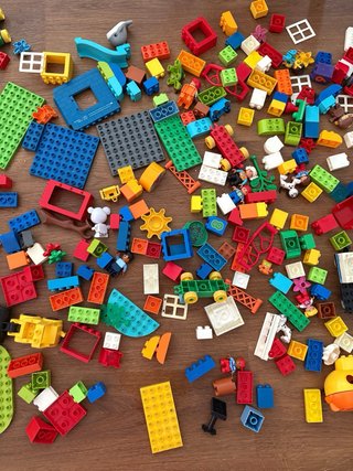 Lotto di 200 pezzi Lego Duplo (5kg)