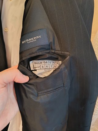 Traje de hombre Burberry original