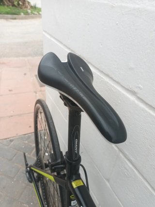 Bicicleta de carretera Giant Contend