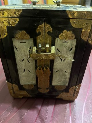 Joyero Chino Antiguo Negro y Dorado