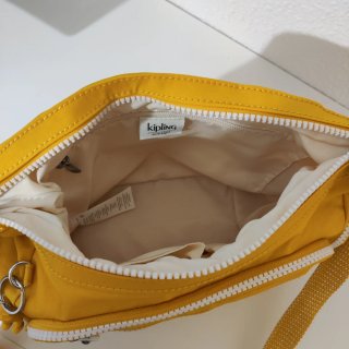 Bolso bandolera Kipling amarillo, nuevo