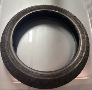 Neumático Bridgestone 120/70ZR17