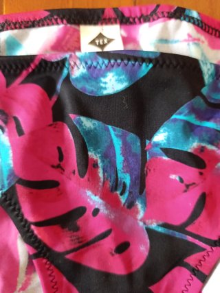 Bikini estampado tropical