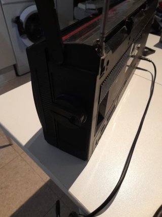 Radio Cassette Philips D8040
