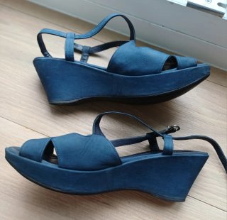 Sandalias de piel