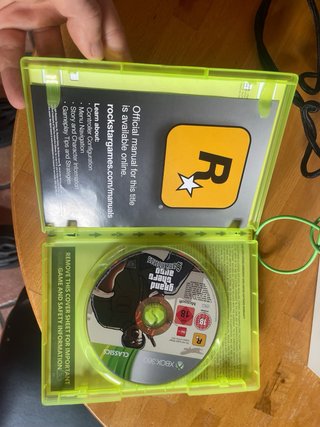 Xbox Series S + 2 Controller + Cuffie + 2 Giochi