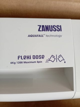 Placa electrónica lavadora Zanussi ZWG 7120K