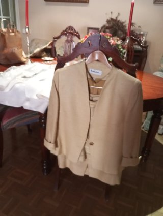 Traje chaqueta SANGAPHER beige/dorado