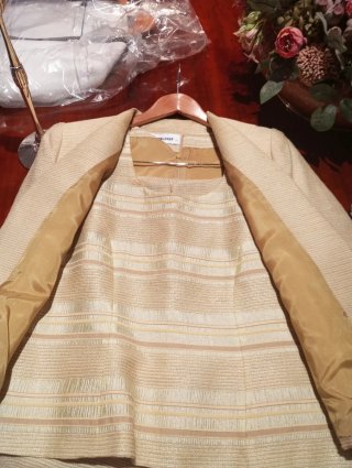 Traje chaqueta SANGAPHER beige/dorado