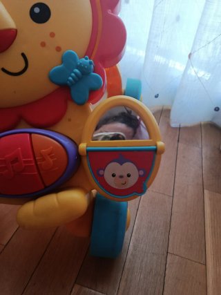 Andador musical León Fisher Price