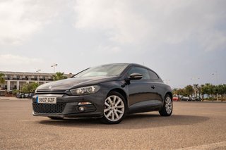 Volkswagen Scirocco 2.0 TDI 140CV Xenón | Pantalla