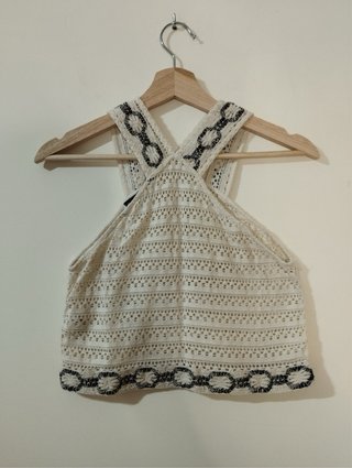 Top crochet beige S detalles negro Zara nuevo