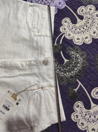 Shorts Blancos Brownie con Estrellas Azules