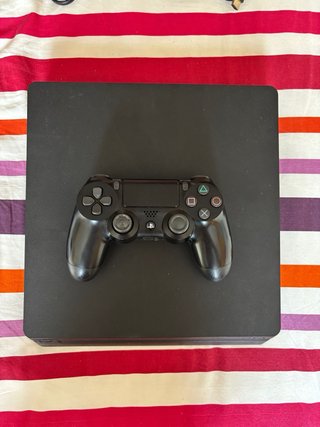 PS4 (PlayStation 4) Negra + 12 Juegos