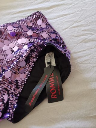 Shorts lentejuelas morados (nuevo)