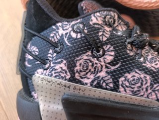 Zapatillas Adidas rosas y negras talla 38.5