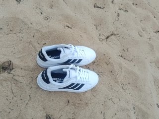 Tenis Adidas Nuevos Blanco y Negro