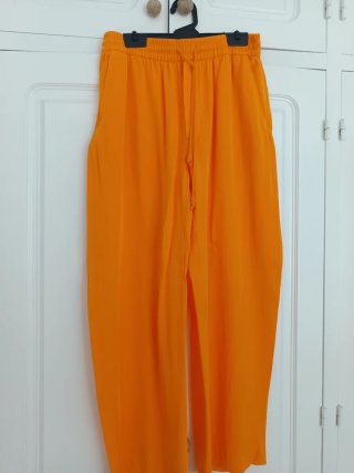 Conjunto naranja Zara