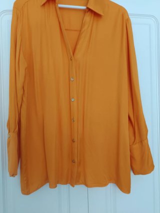 Conjunto naranja Zara