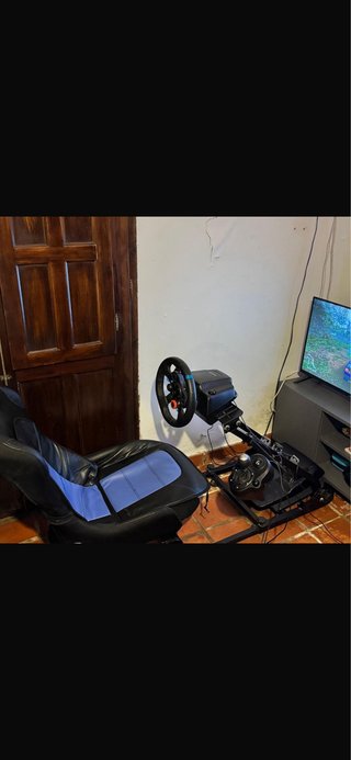 Volante Logitech G29 com soporte