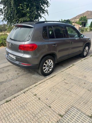 Volkswagen Tiguan 2011