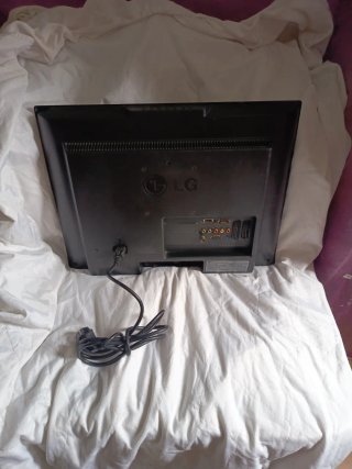 Monitor LG Flatron M228WD Negro