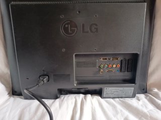 Monitor LG Flatron M228WD Negro