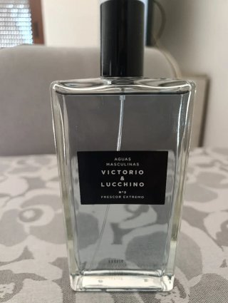 VICTORIO & LUCCHINO Agua de Colonia Nº2