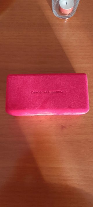 Gafas Carolina Herrera Cereza