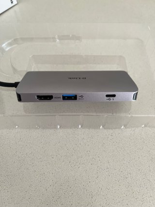 D-Link DUB-M810 Hub USB-C 8 in 1 (Win & Mac)