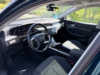 Audi Q8 e-tron 2021