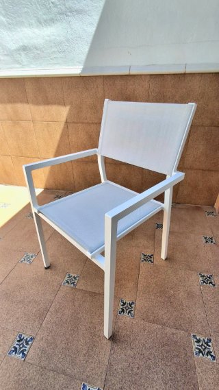 Mesa y 6 Sillas de Jardín