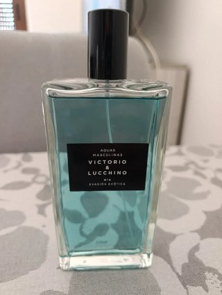 VICTORIO & LUCCHINO Aguas Masculinas N4