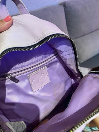 Mochila Desigual morada y blanca
