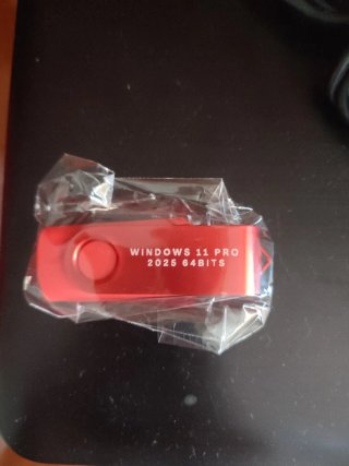 USB Windows 11 Pro 2025 64bits