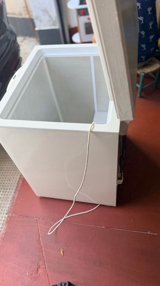 Congelador Beko HS221520 215L Muy Buen Estado