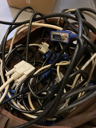 Cables de alimentación para PC y más