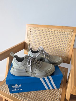 Adidas NMD_R1 V3 Boost Gris/Blanco Talla 39.5
