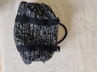 Bolsa de deporte negra con estampado Paris