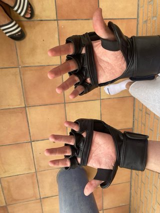 Guantillas MMA Venum Negras