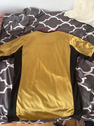 Camiseta AC Milan Retro Adidas Dorada