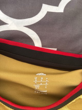 Camiseta AC Milan Retro Adidas Dorada
