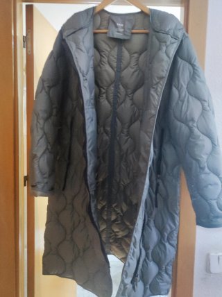 Abrigo MNG gris impermeable