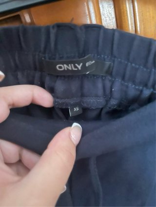 Pantalón corto negro