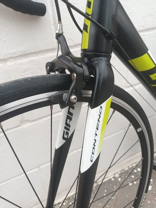 Bicicleta Giant Contend Carretera