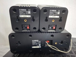 RECEPTOR YAMAHA RX-V367 ALTAVOCES Y SUBWOOFER