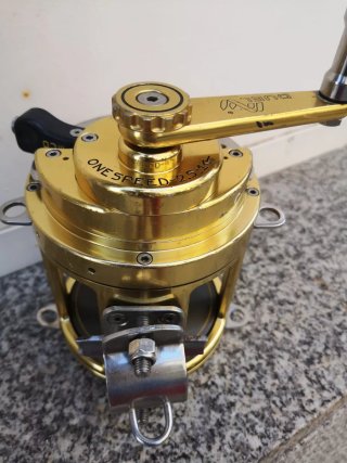 Carrete de pesca Duel 80 Libras