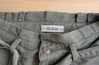 Pantalón corto Guess Verde