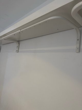 Estantería y perchero Ikea blanco